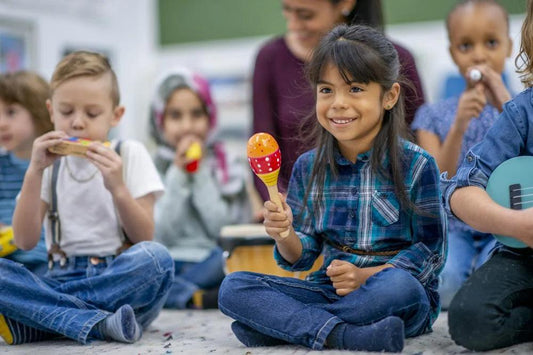 Aula de Música para Crianças: Descobrindo o Mundo dos Sons e Ritmos