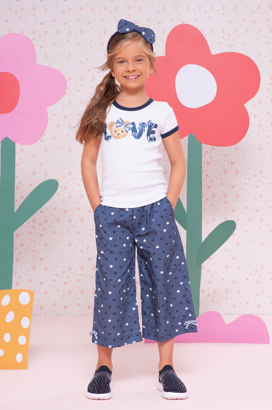Conjunto Infantil Blusa Canelada Ursinha Love e Calça Pantacourt Marinho - Pituchinhus