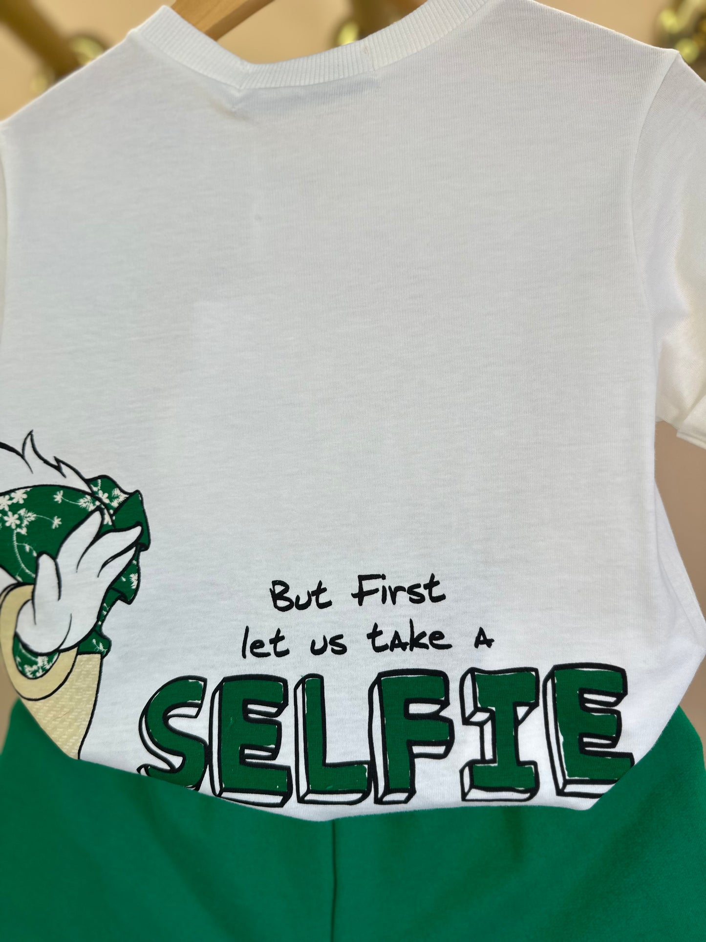 Conjunto Infantil Blusa Minnie & Daisy e Shorts Laço Estampado - Animê