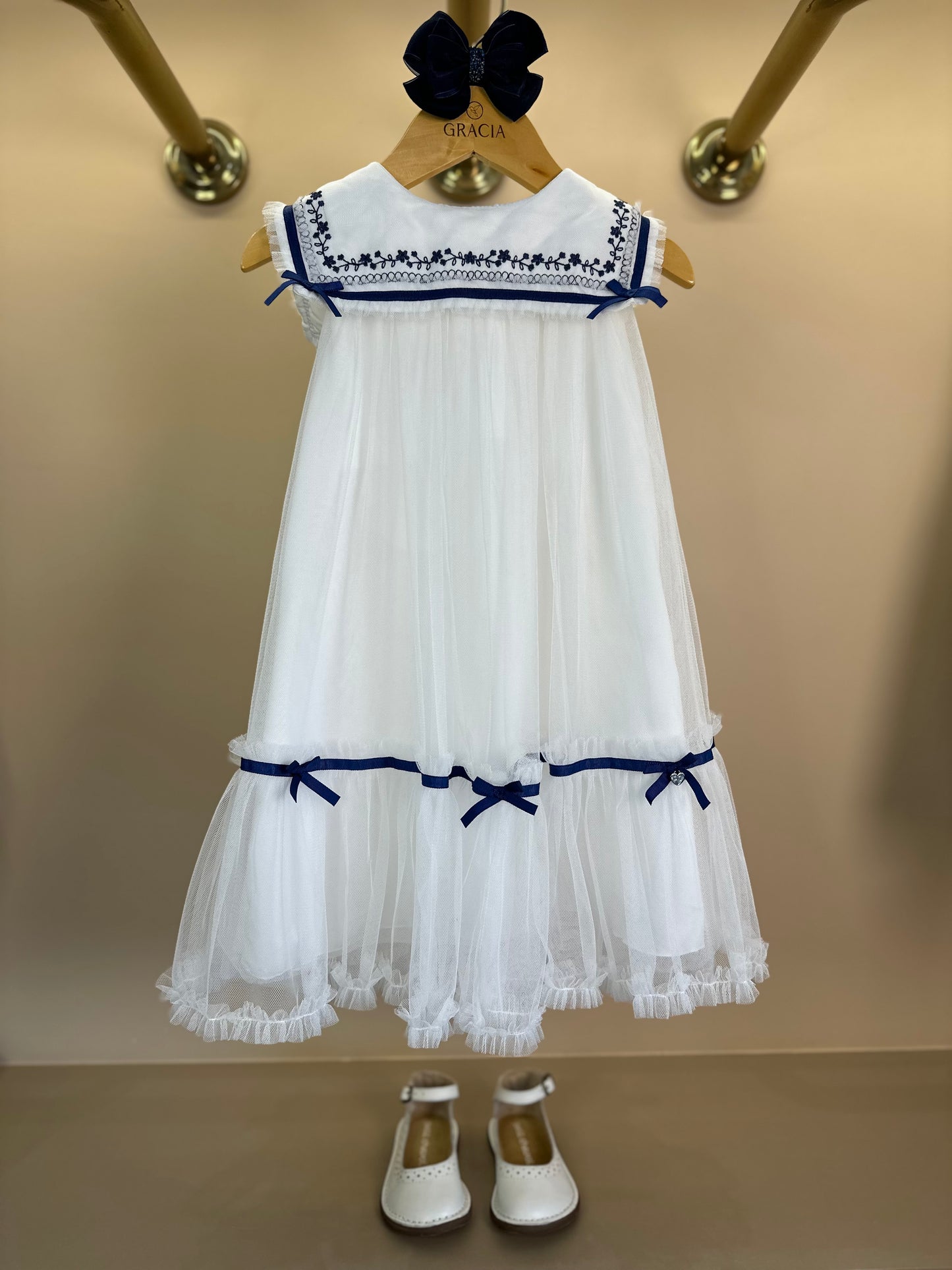Vestido Infantil Trapézio Tule Bordado Marinho - Petit Cherie