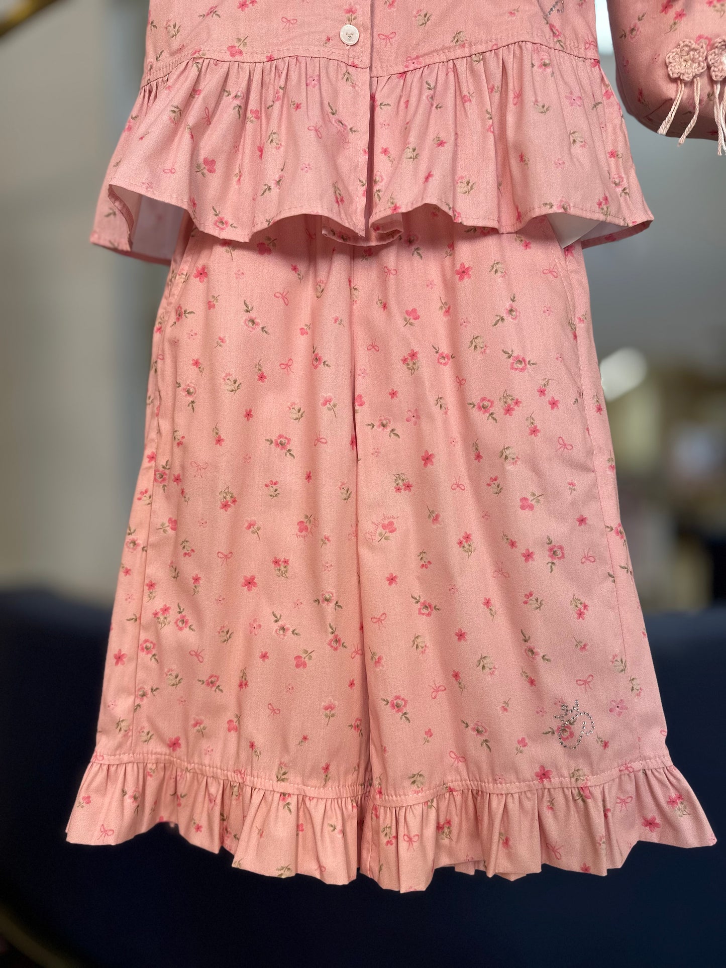 Conjunto Infantil Blusa Peplum e Calça Pantacourt Mini Flores - Pituchinhus