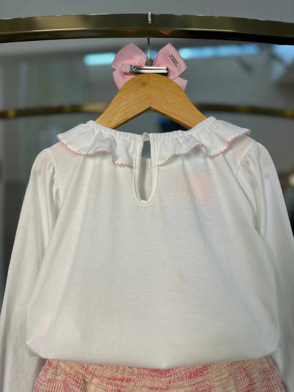 Conjunto Infantil Blusa de Algodão com Laço e Shorts-saia