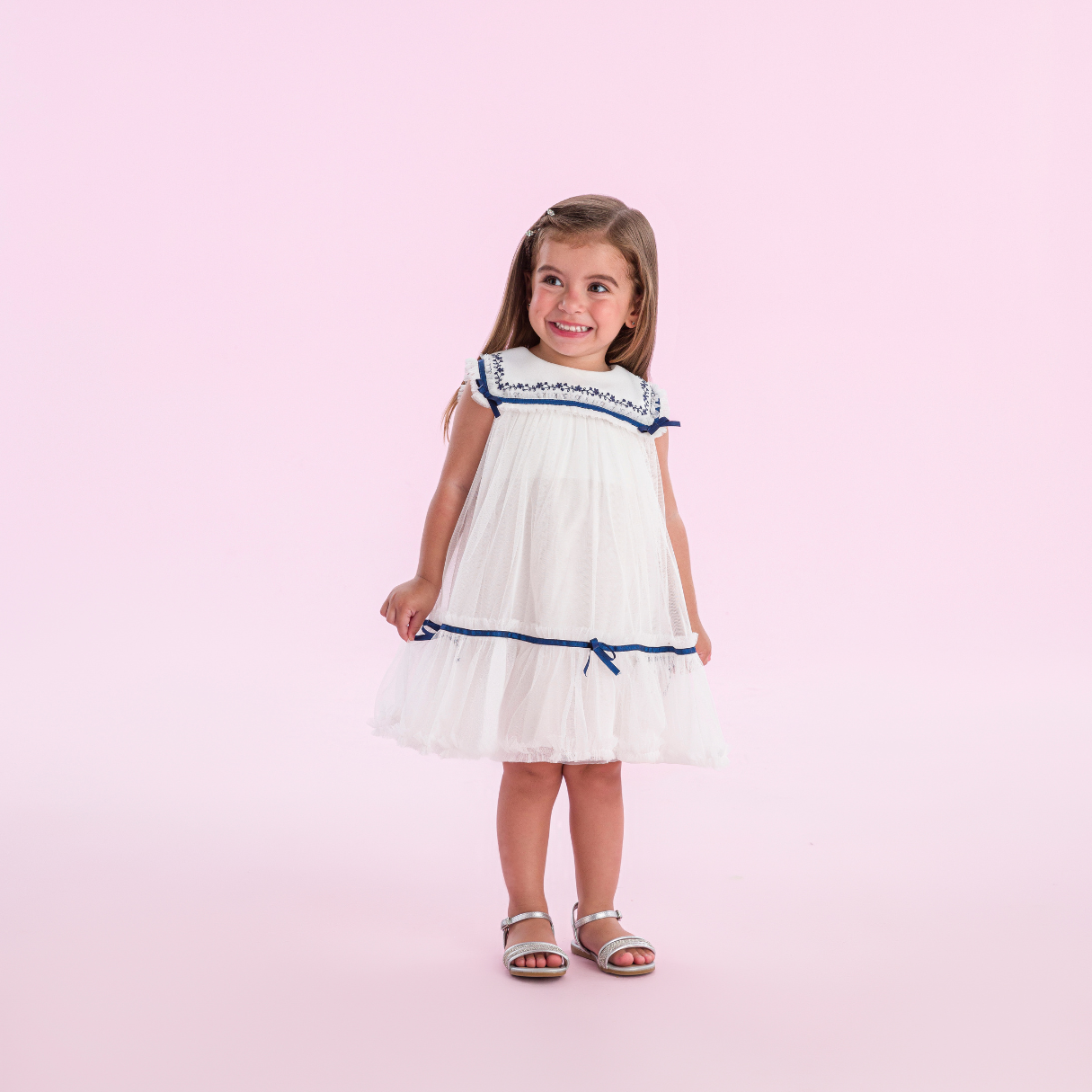 Vestido Infantil Trapézio Tule Bordado Marinho - Petit Cherie