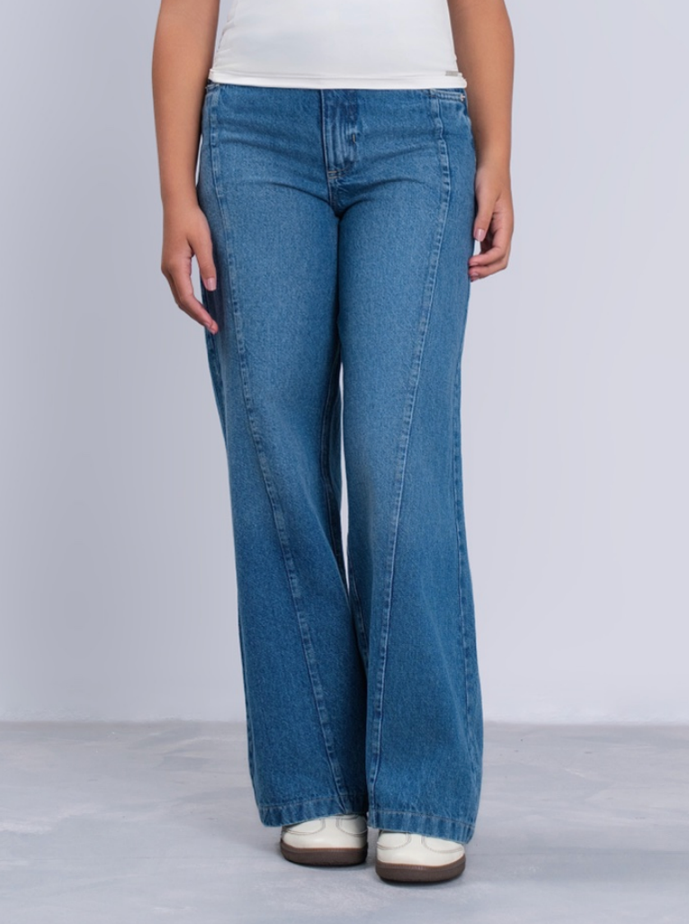 Calça Jeans Teen Modelagem Reta - Vanilla Cream - Pré Venda