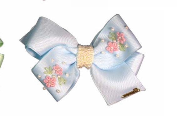 Laço Infantil Azul Claro Pérolas e Bordado Flores - Roana