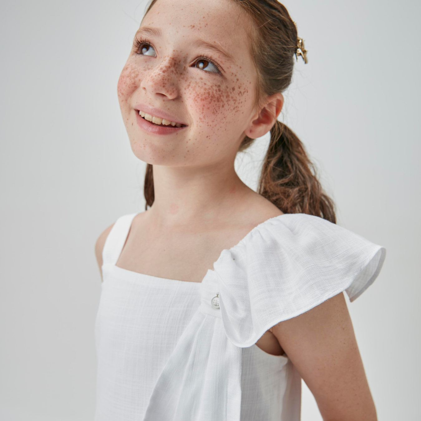 Vestido Infantil Jumper Balonê com Laço Branco - Um Mais Um PRÉ-VENDA