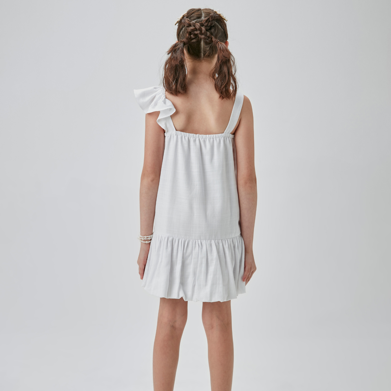 Vestido Infantil Jumper Balonê com Laço Branco - Um Mais Um PRÉ-VENDA