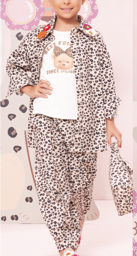 Conjunto Infantil Camisa Estampa de Onçinha com Flores de Crochê na Gola Calça Ballon Algodão - Pituchinhus