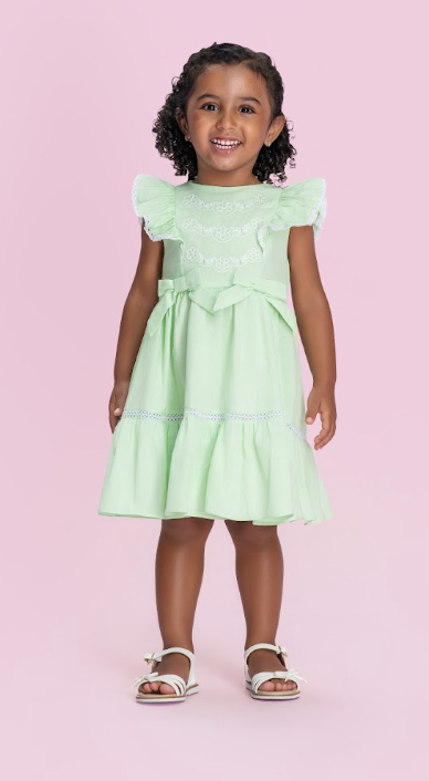Vestido Infantil Verde Bordado Floral Babados Manga e Laços - Petit Cherie