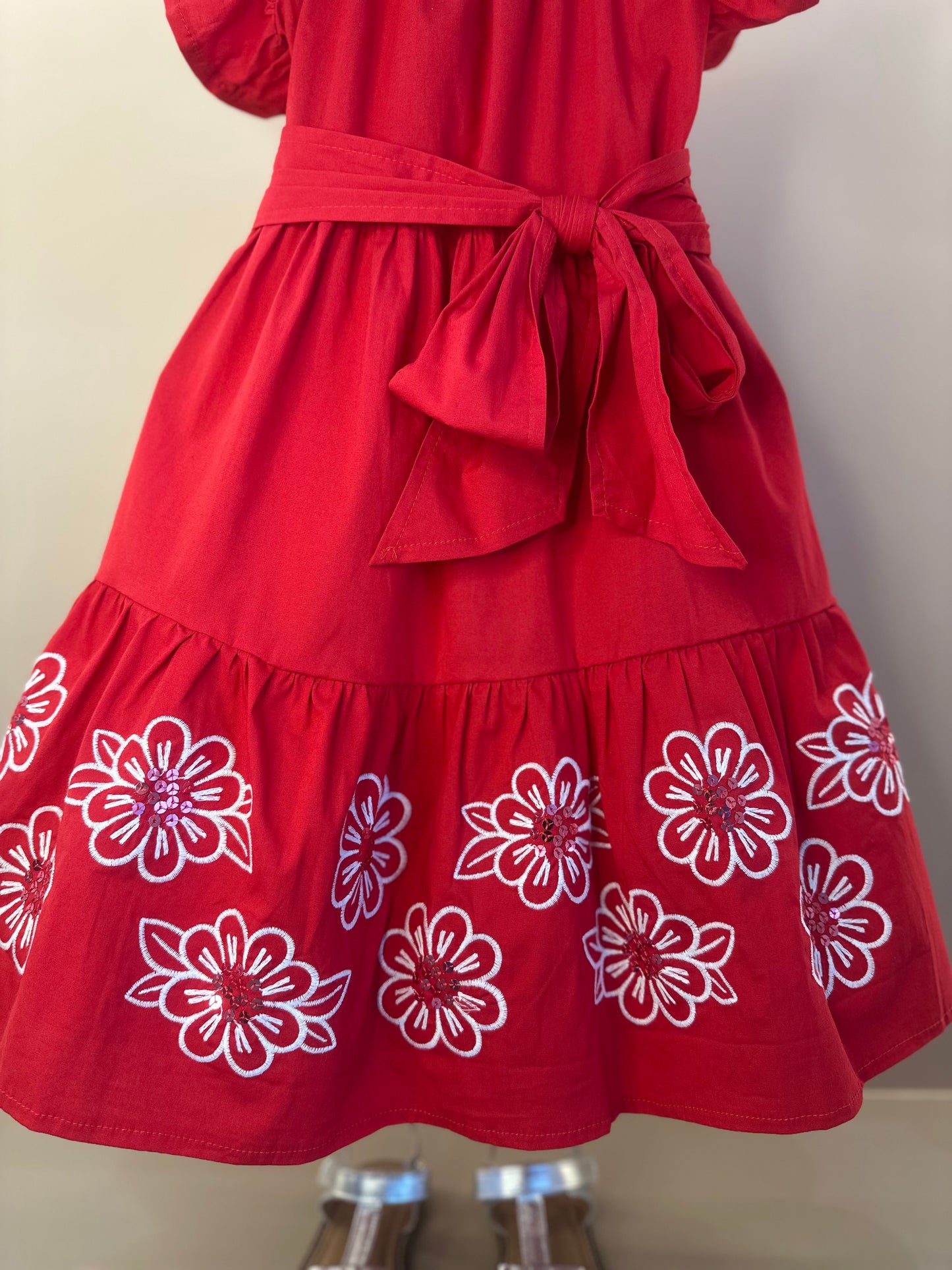 Vestido Infantil Amarração Laço Bordado Paetê - Momi