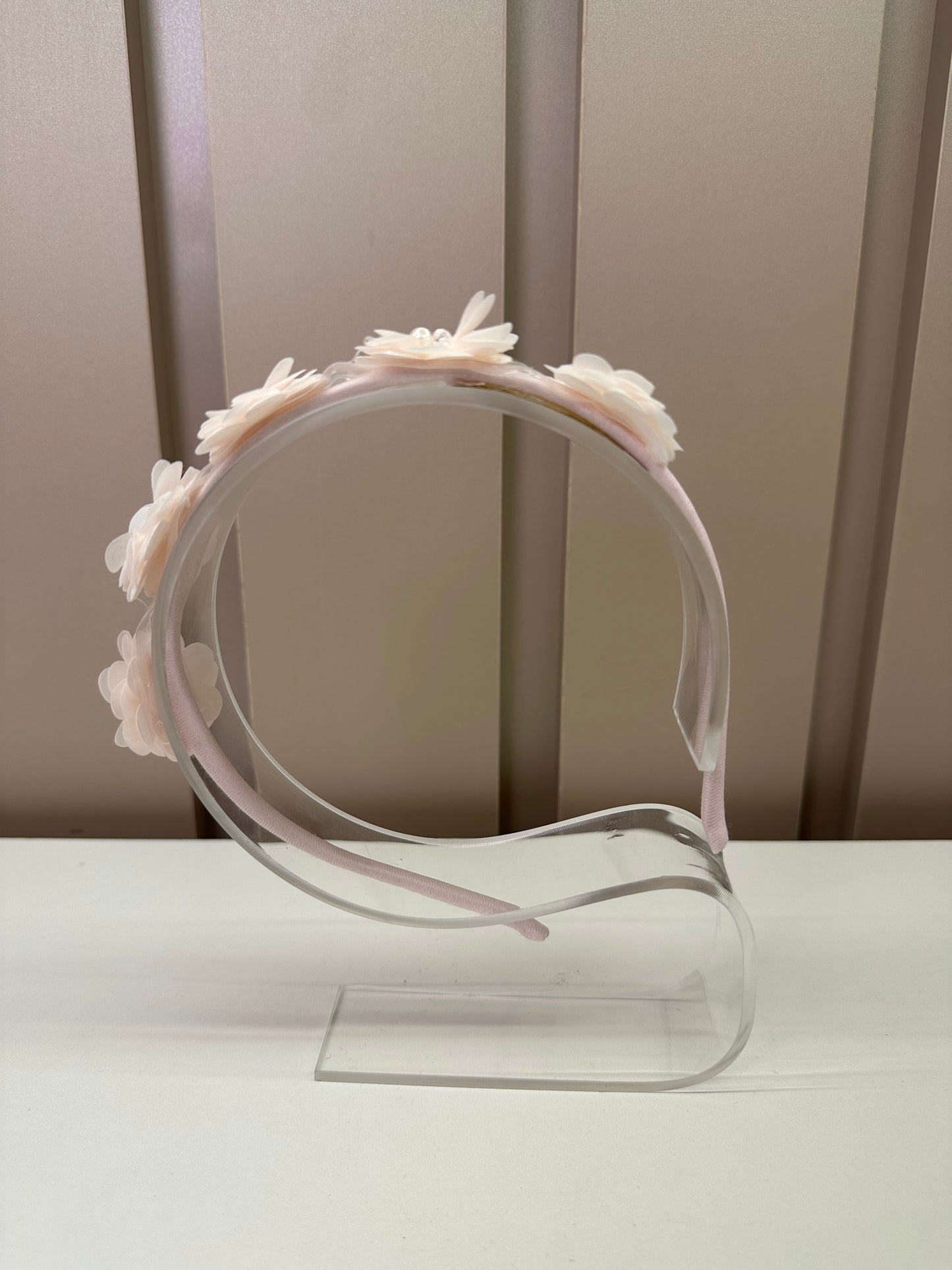 Tiara Infantil Flores 3D Tule Rosa - Petit Cherie