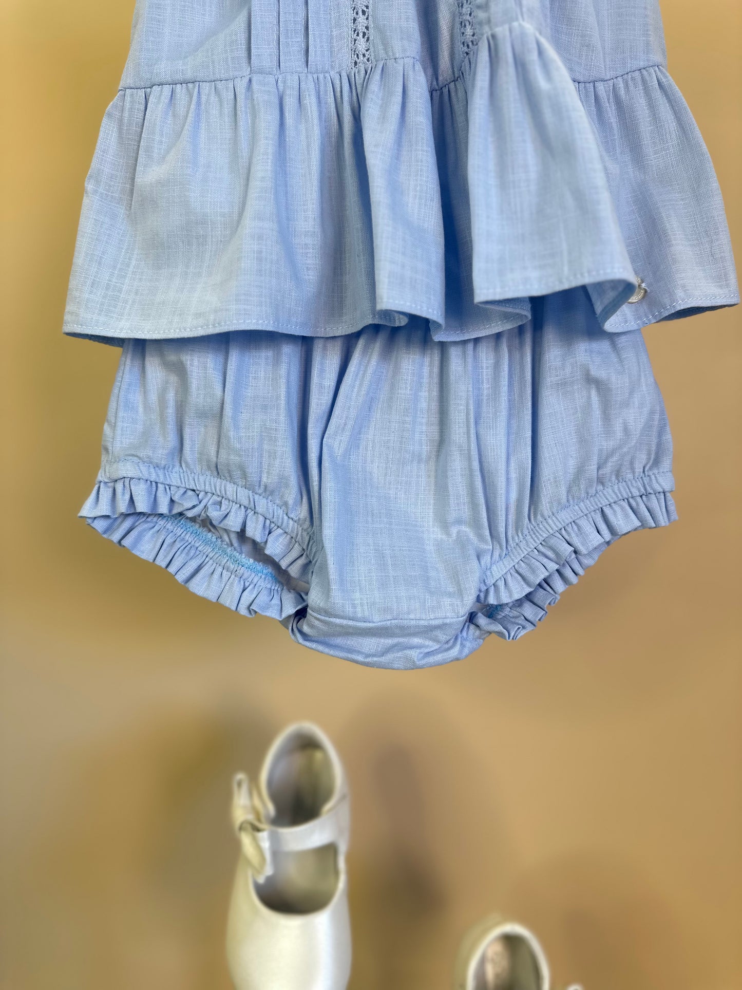 Conjunto Bebê Algodão Batinha Bordada e Shortinho Azul - Petit Cherie