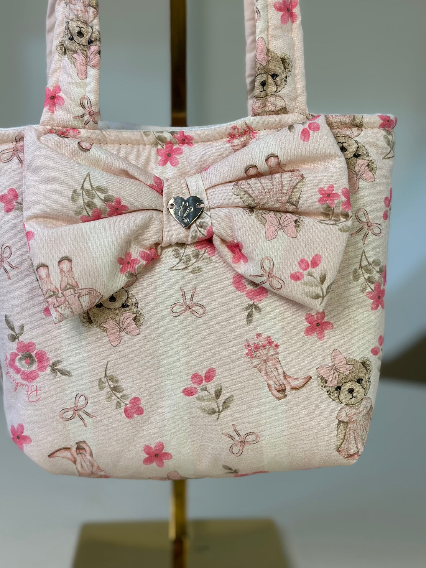 Bolsa Infantil Laço Puffer Flores, Ursinhas e Laços - Pituchinhus