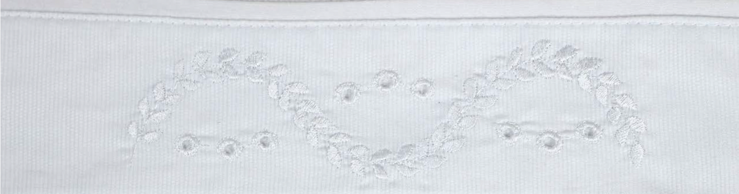 Kit 3 Fraldinhas Boca Bebê Luxo Bordadas Ramos Branco - Roana