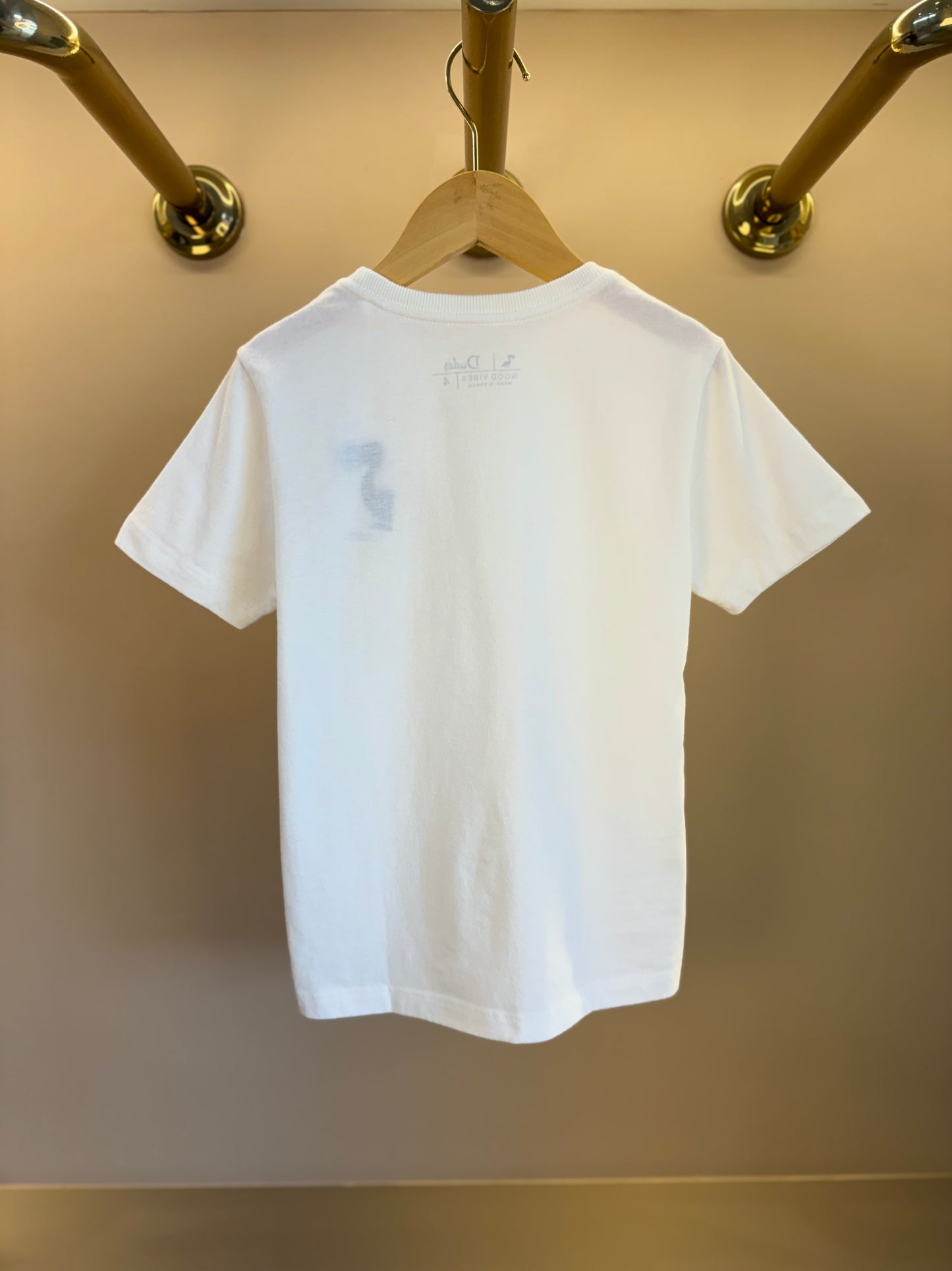 Camiseta Infantil Bolso Algodão MC Off White - Dudes