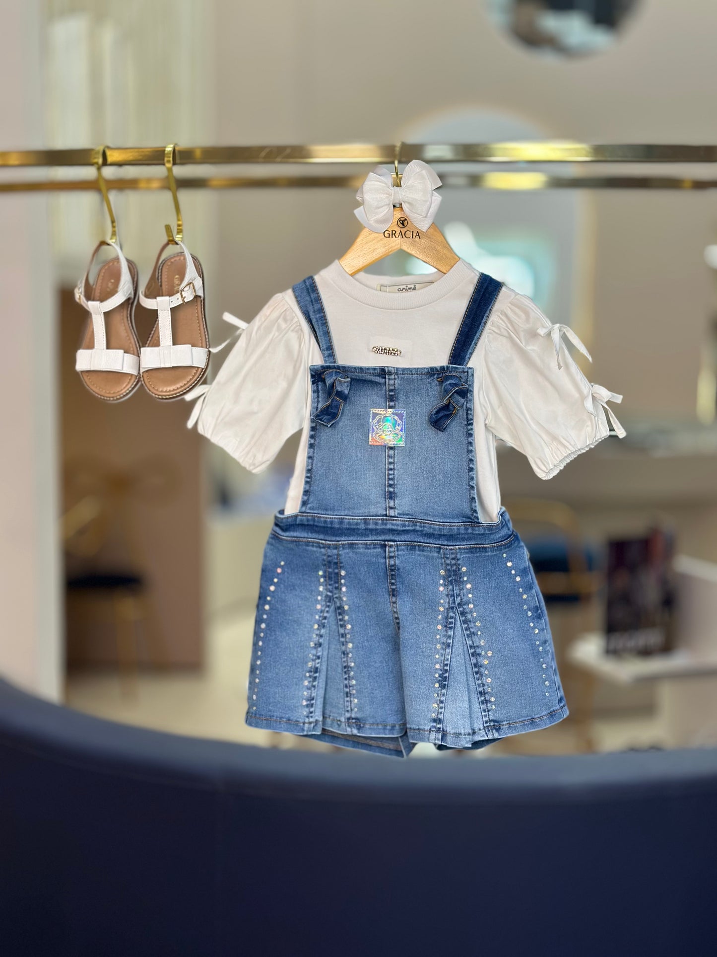 Jardineira Infantil Jeans com Strass com Blusa Manga Balonê - Animê