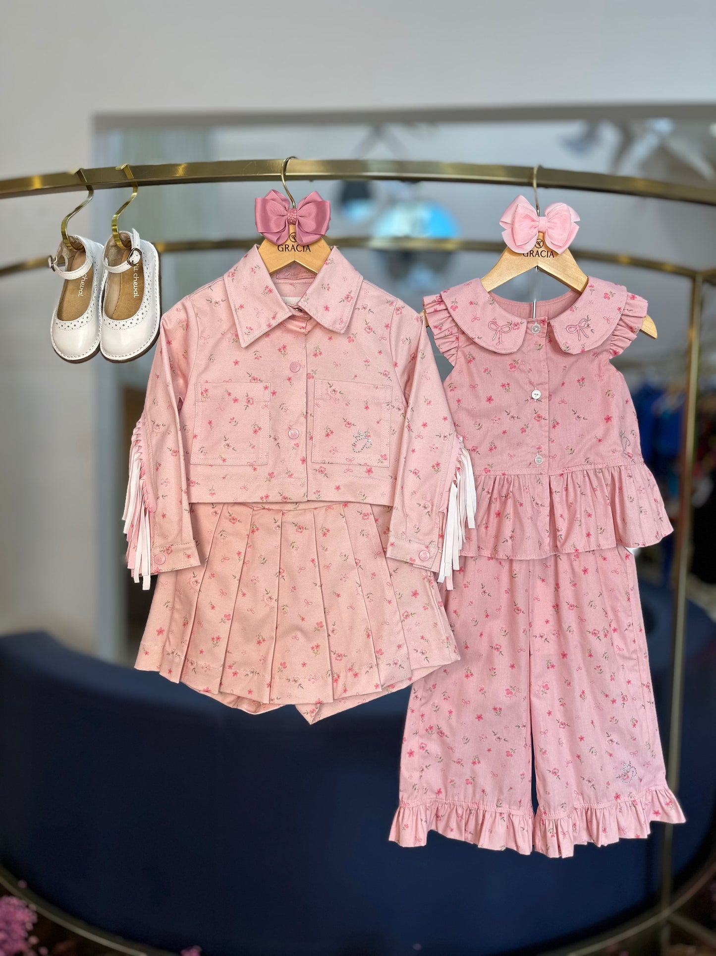 Conjunto Infantil Blusa Peplum e Calça Pantacourt Mini Flores - Pituchinhus
