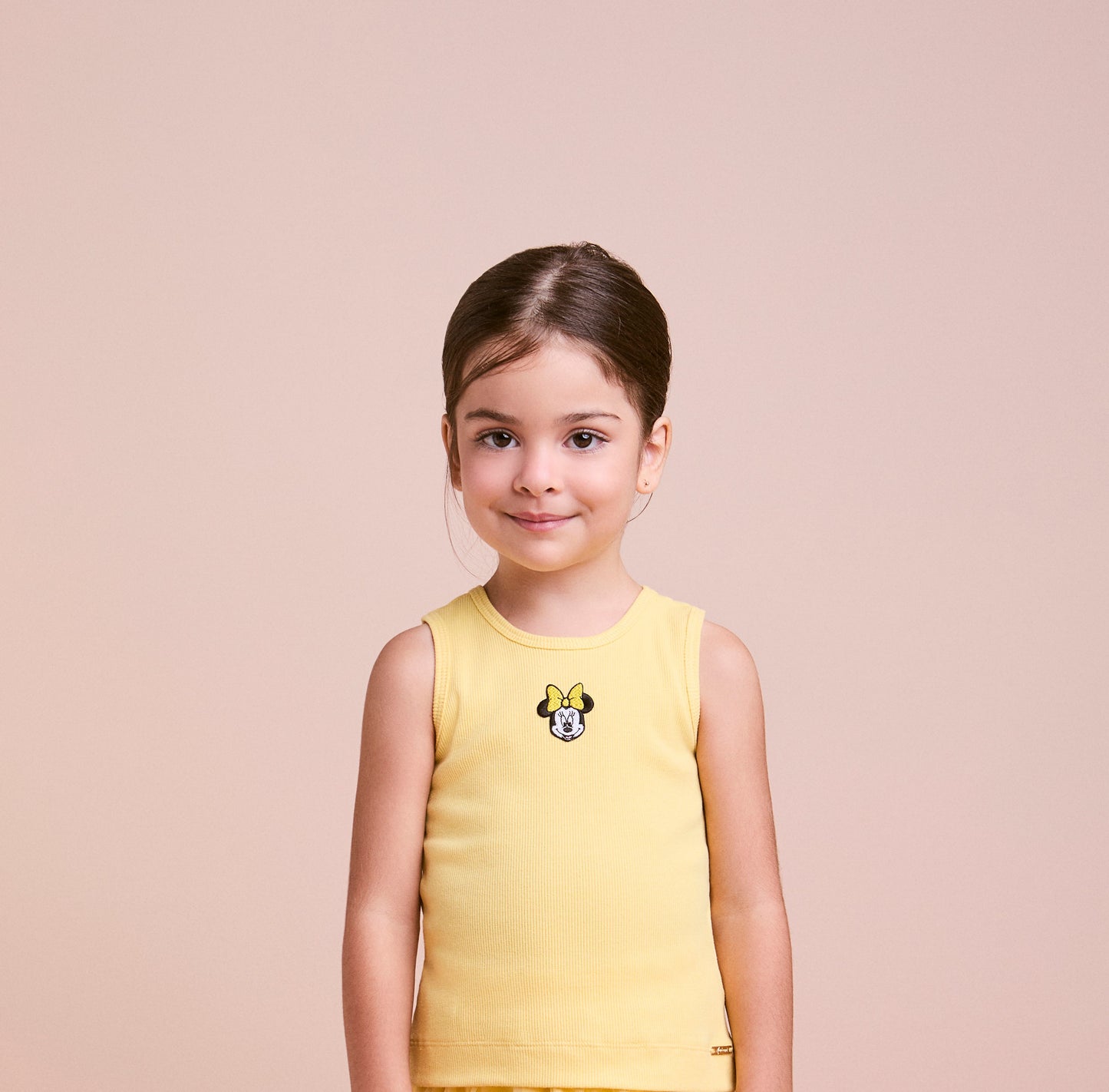 Conjunto Infantil Blusa Daisy Amarela e Shorts Couro Tech - Animê
