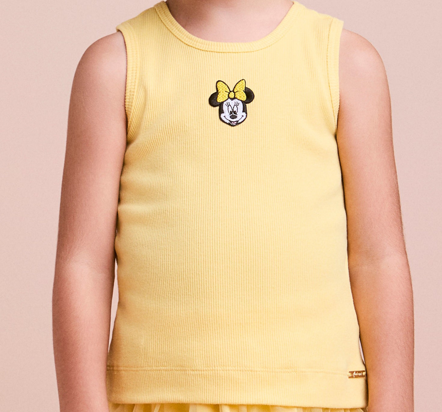 Conjunto Infantil Blusa Daisy Amarela e Shorts Couro Tech - Animê