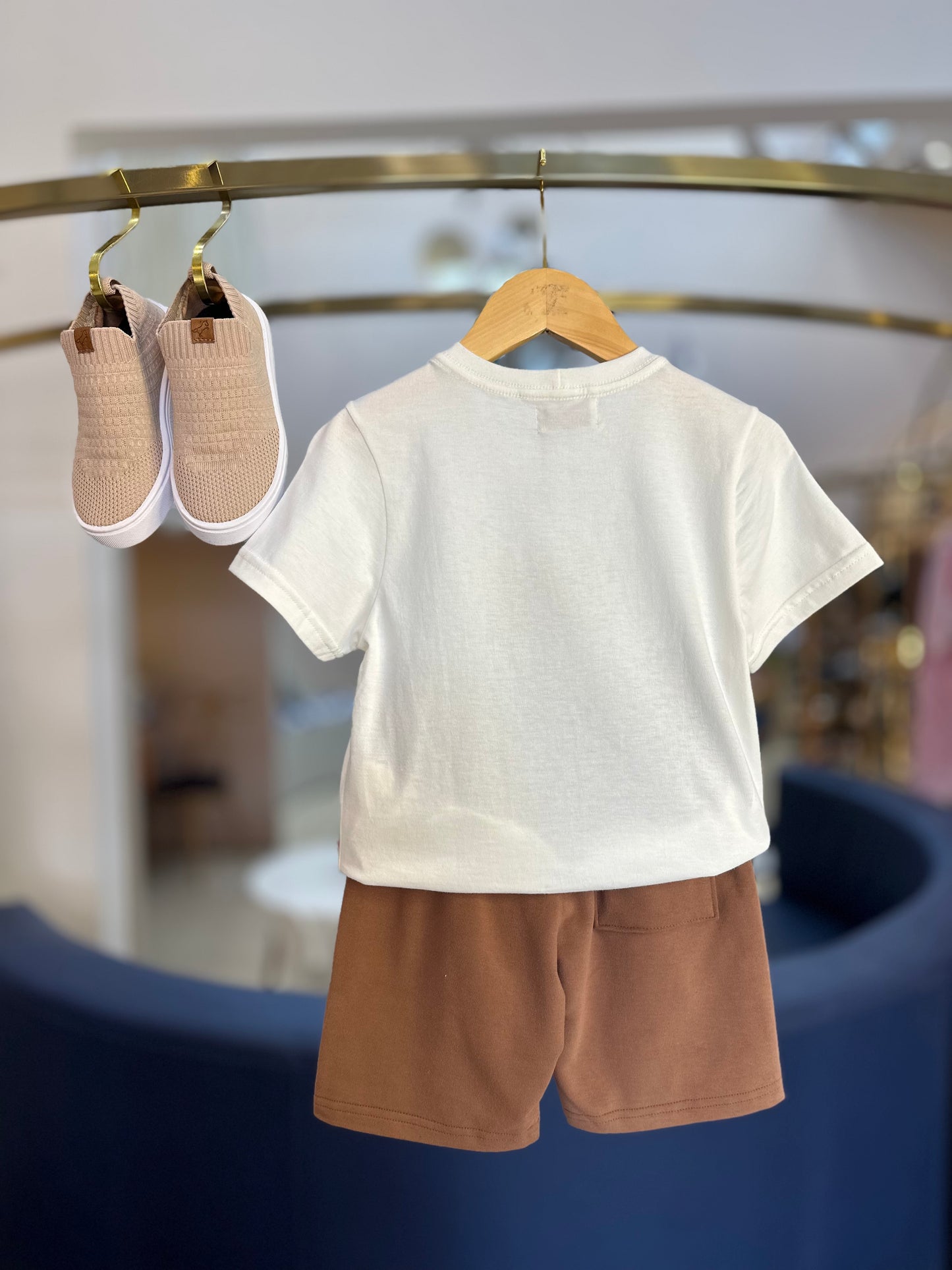 Conjunto Infantil Camiseta Teddy Fone e Bermuda Moletom Bolso Embutido Chocolate - Dame