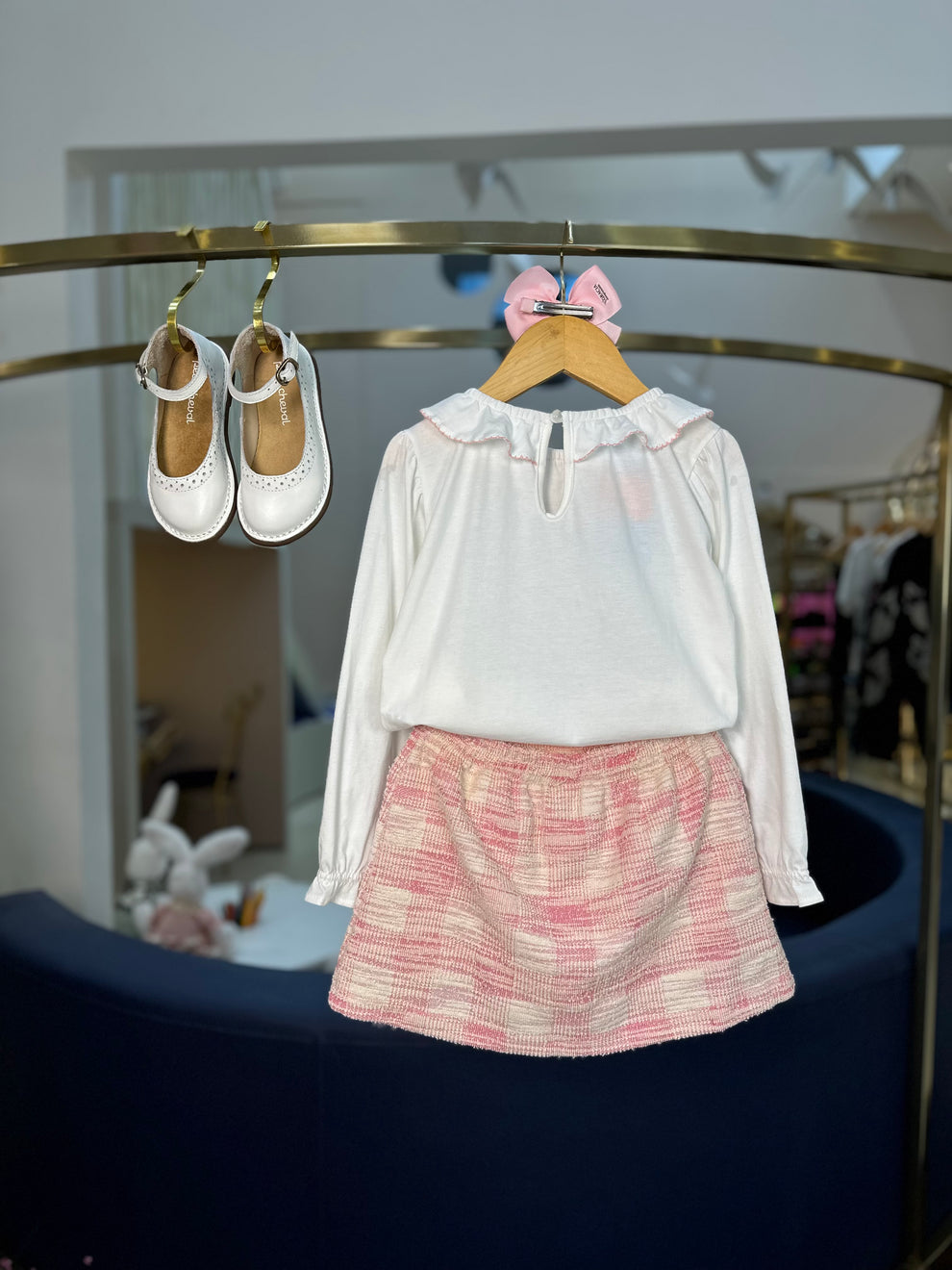 Conjunto Infantil Blusa de Algodão com Laço e Shorts-saia