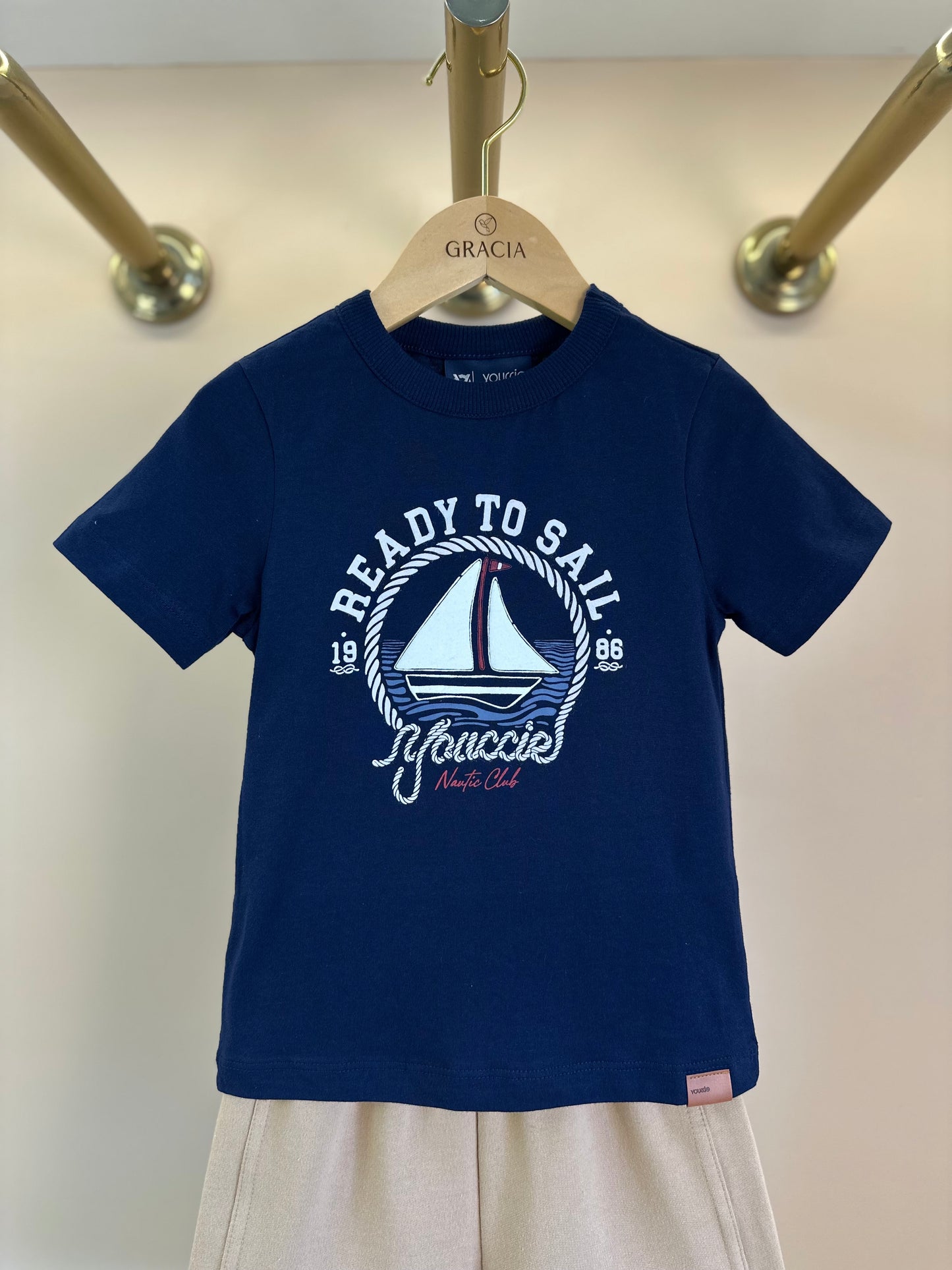 Conjunto Infantil T-Shirt Boat e Bermuda Bege - Youccie