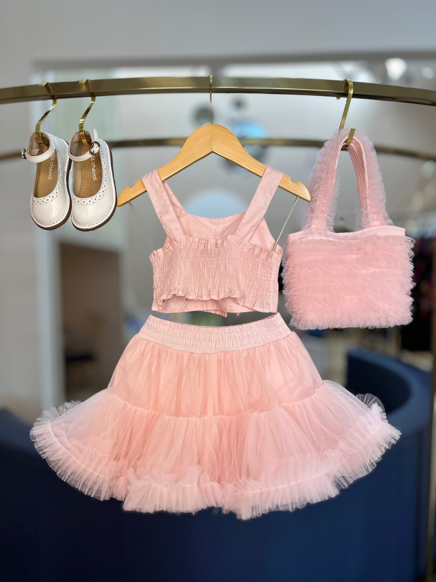 Conjunto Infantil Blusa Cropped Maxi Laço Bordado e Saia-shorts Babado Frufru Tule Rosa Baby - Pituchinhus