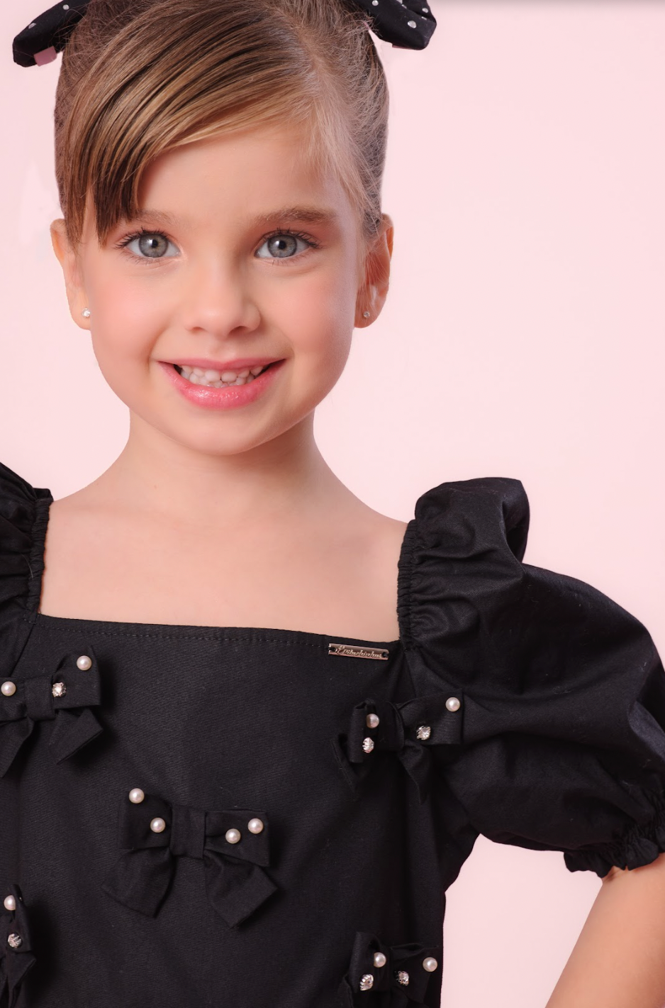 Vestido Infantil Babados Multi Laços Bordados - Pituchinhus PRÉ-VENDA