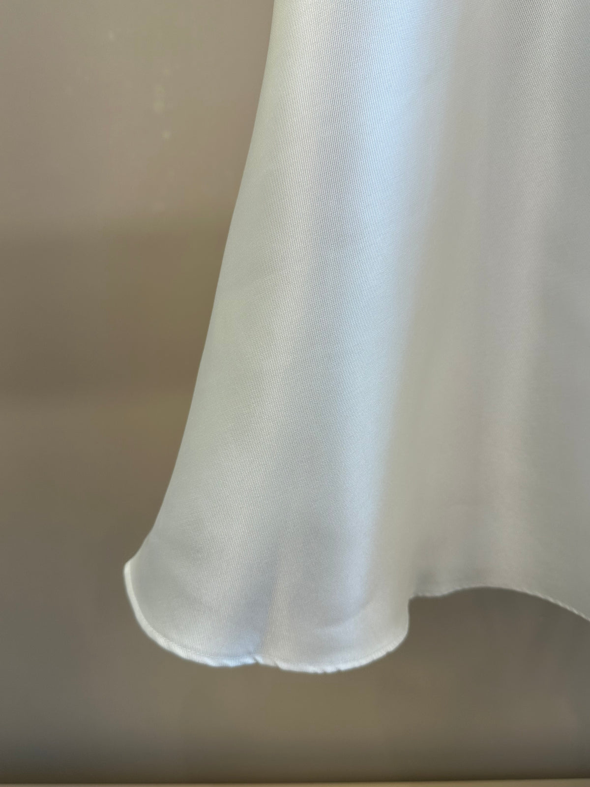 Vestido Teen Branco Acetinado Com Alças Finas - Vanilla Cream