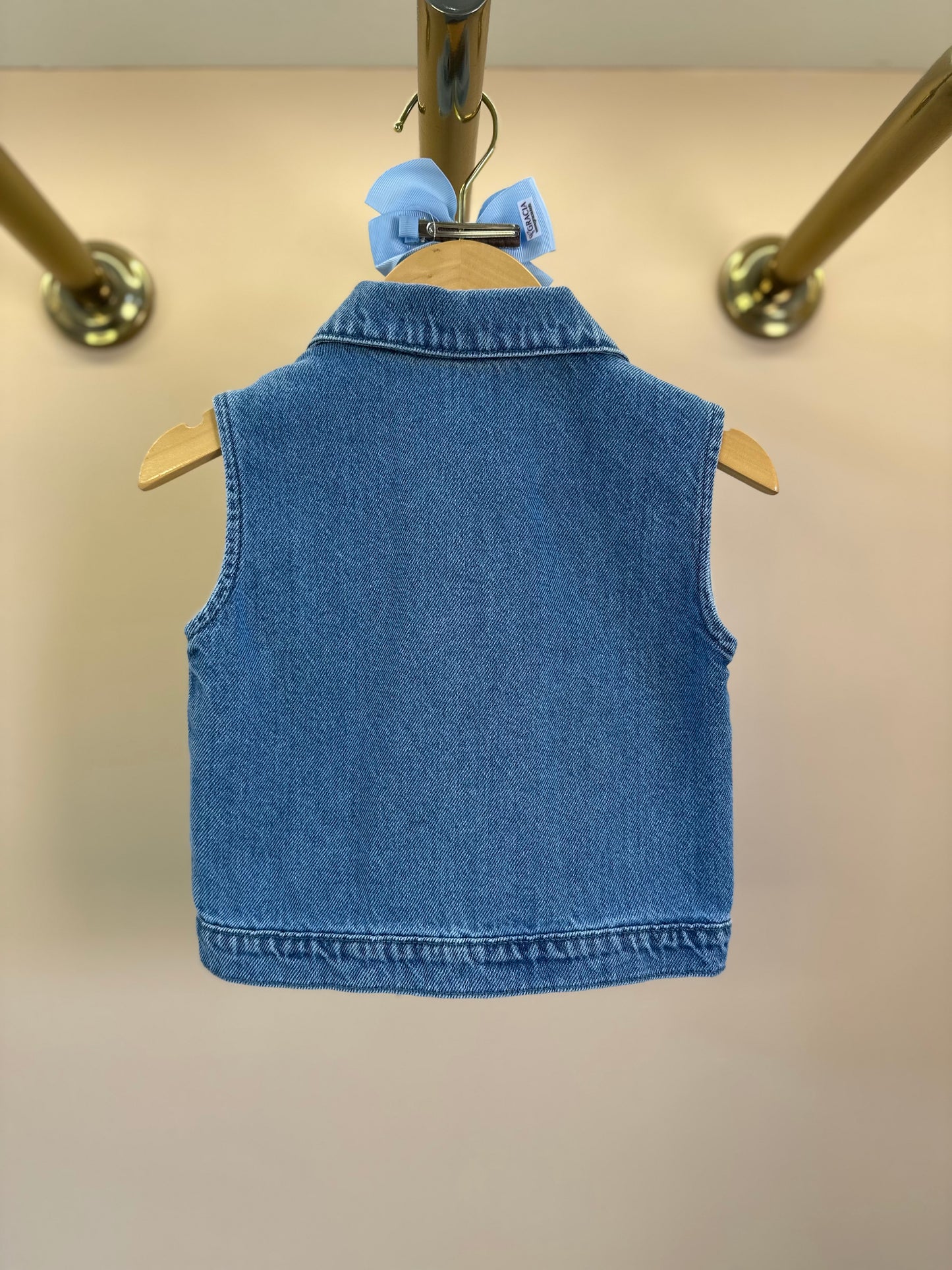 Conjunto Infantil Colete e Shorts Jeans Corações Strass - Momi