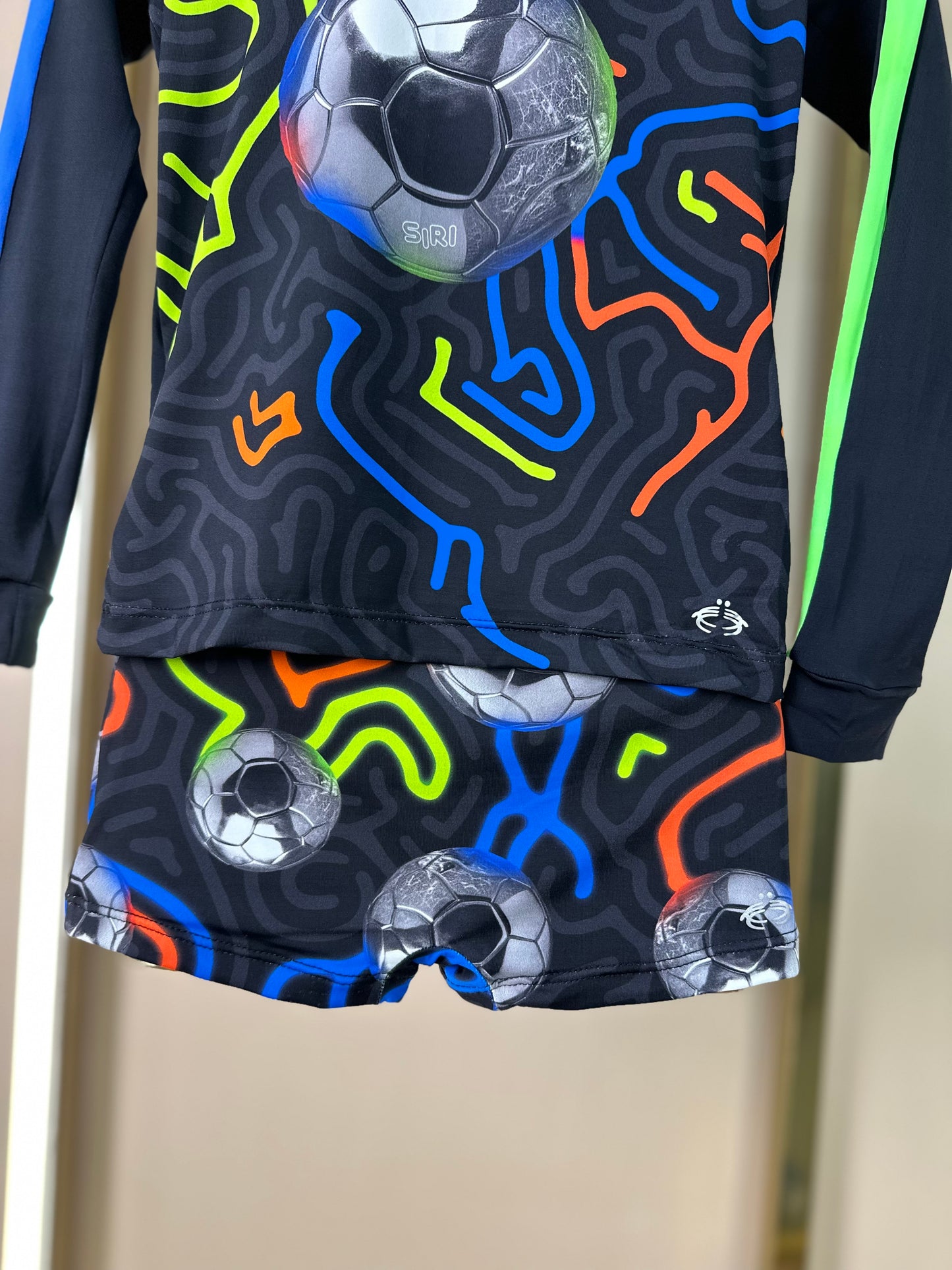Conjunto Infantil Blusa Proteção UV e Sunga Igor Futebol Neon - Siri Kids