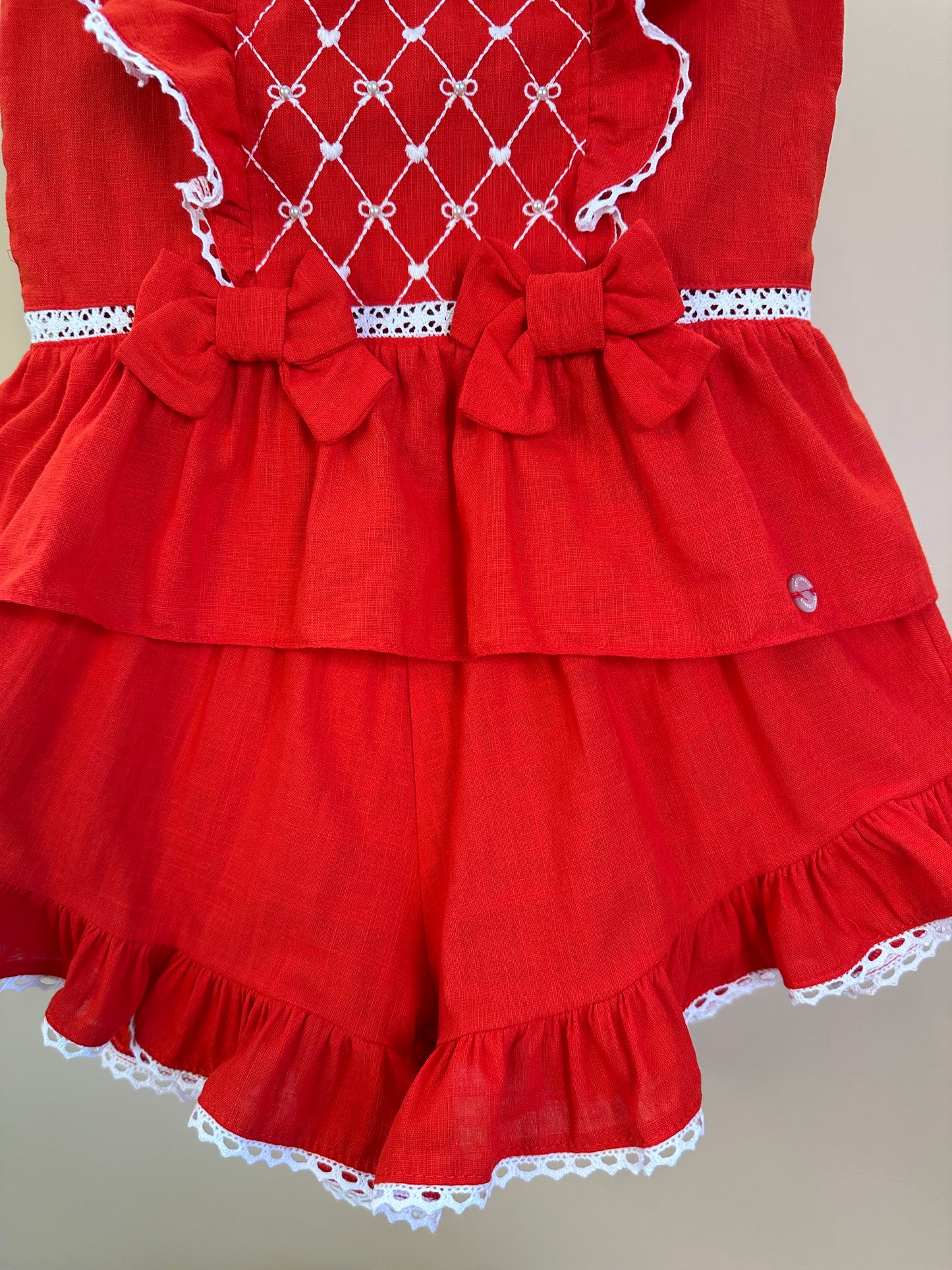 Conjunto Infantil Algodão Bordado Blusa Peplum e Shorts Vermelho - Petit Cherie