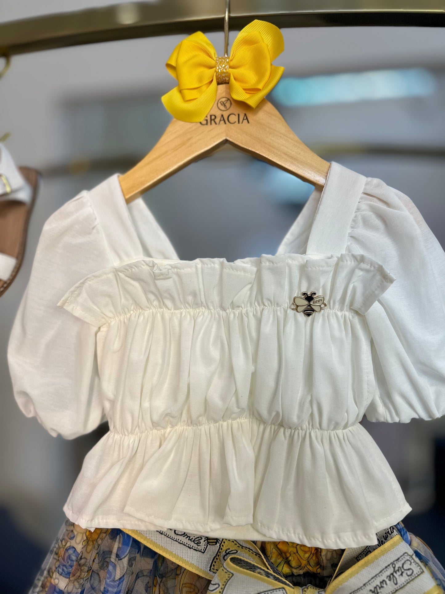 Conjunto Infantil Blusa Babados e Saia Tule Abelhinhas - Animê