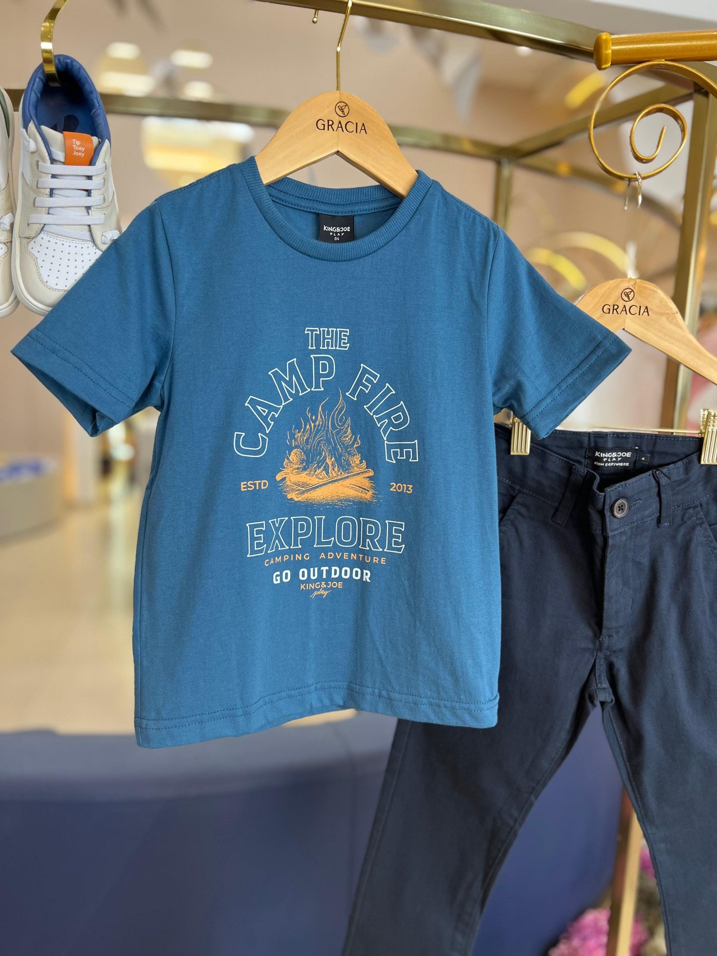Camiseta Camp Fire King & Joe Play - Gracia