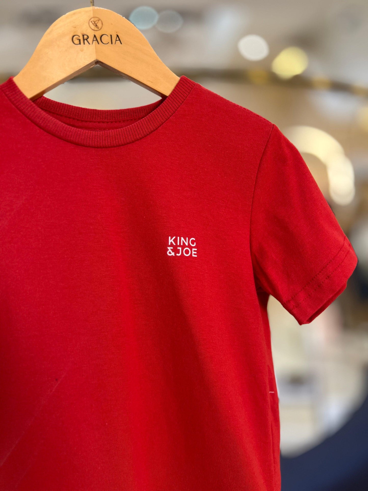 T-shirt Essentials Vermelha - King & Joe Play - Gracia