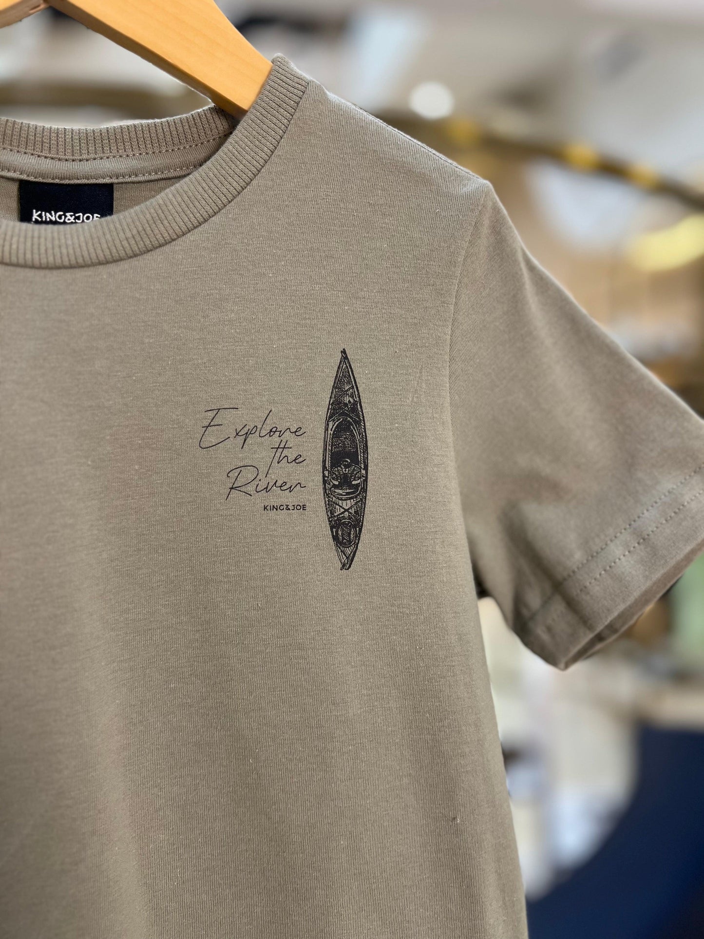 Camiseta Explore The River King & Joe Play - Gracia