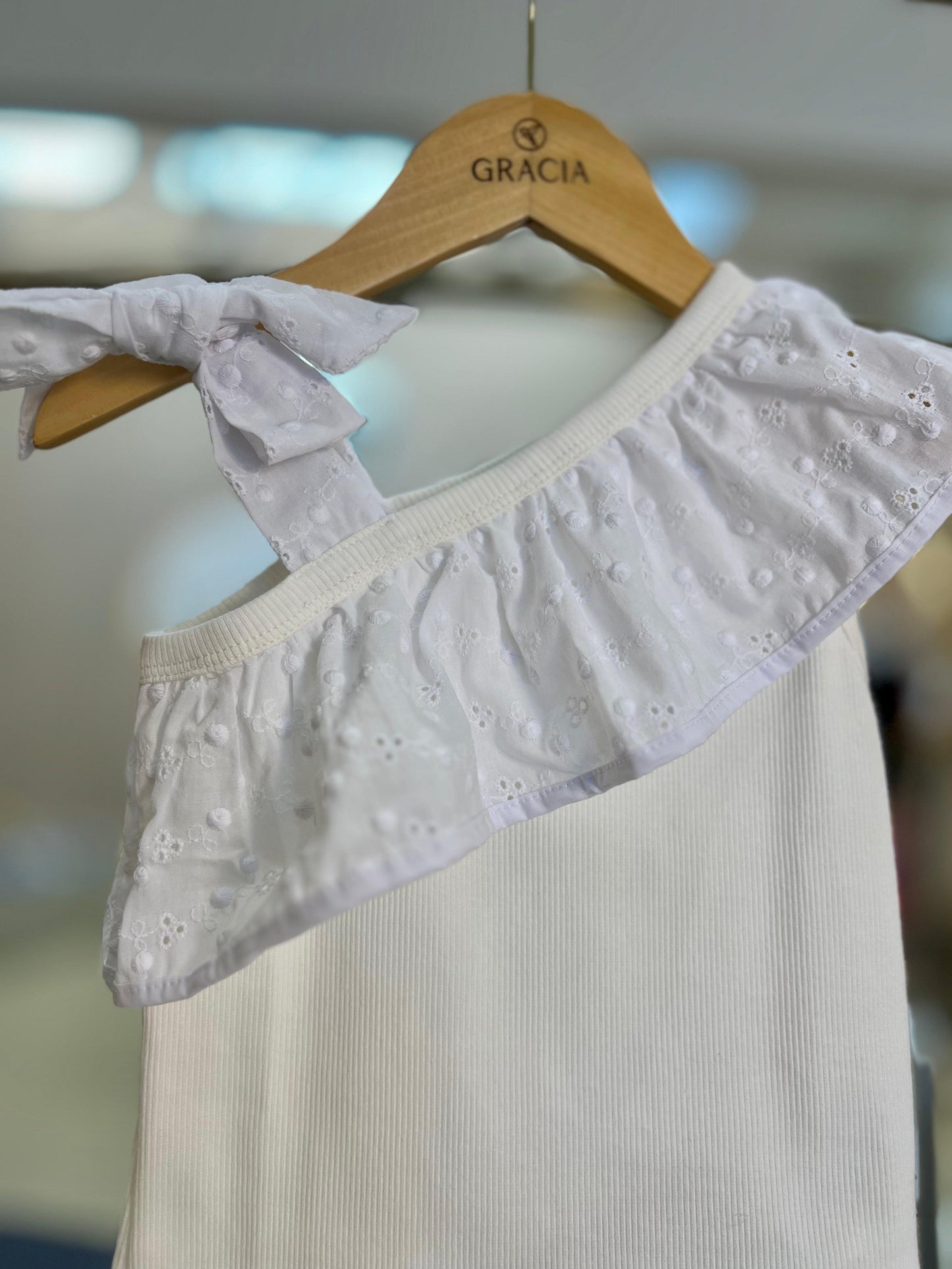 Blusa Babado Broderi Pituchinhus - Gracia