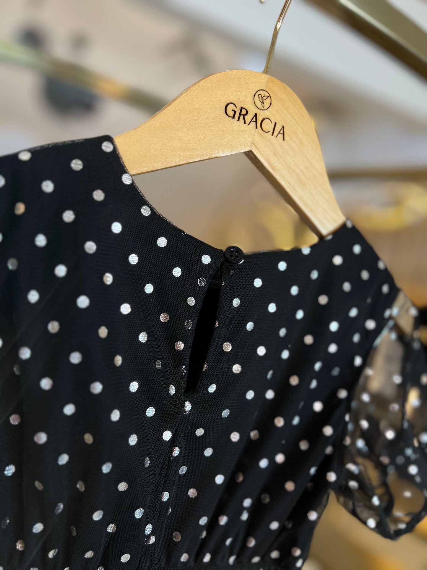 Vestido de Tule Poá Metalizado Momi - Gracia
