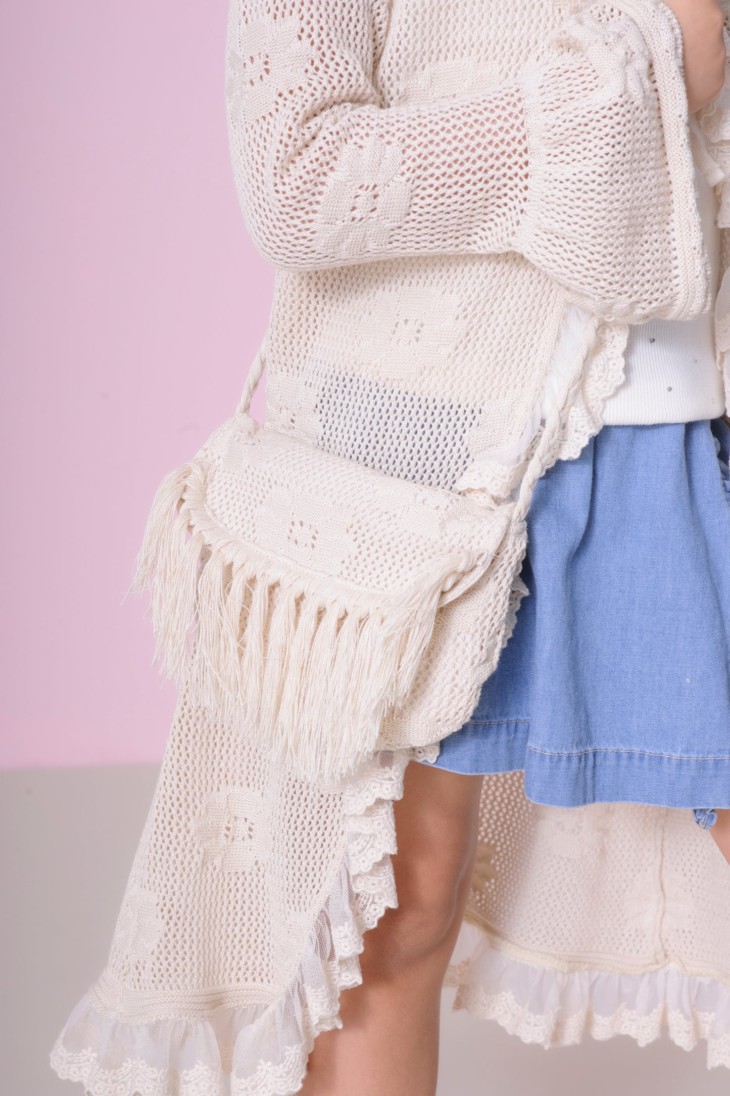 Bolsa Infantil Tricot Tiracolo Franjas Boho Ninive - Pituchinhus