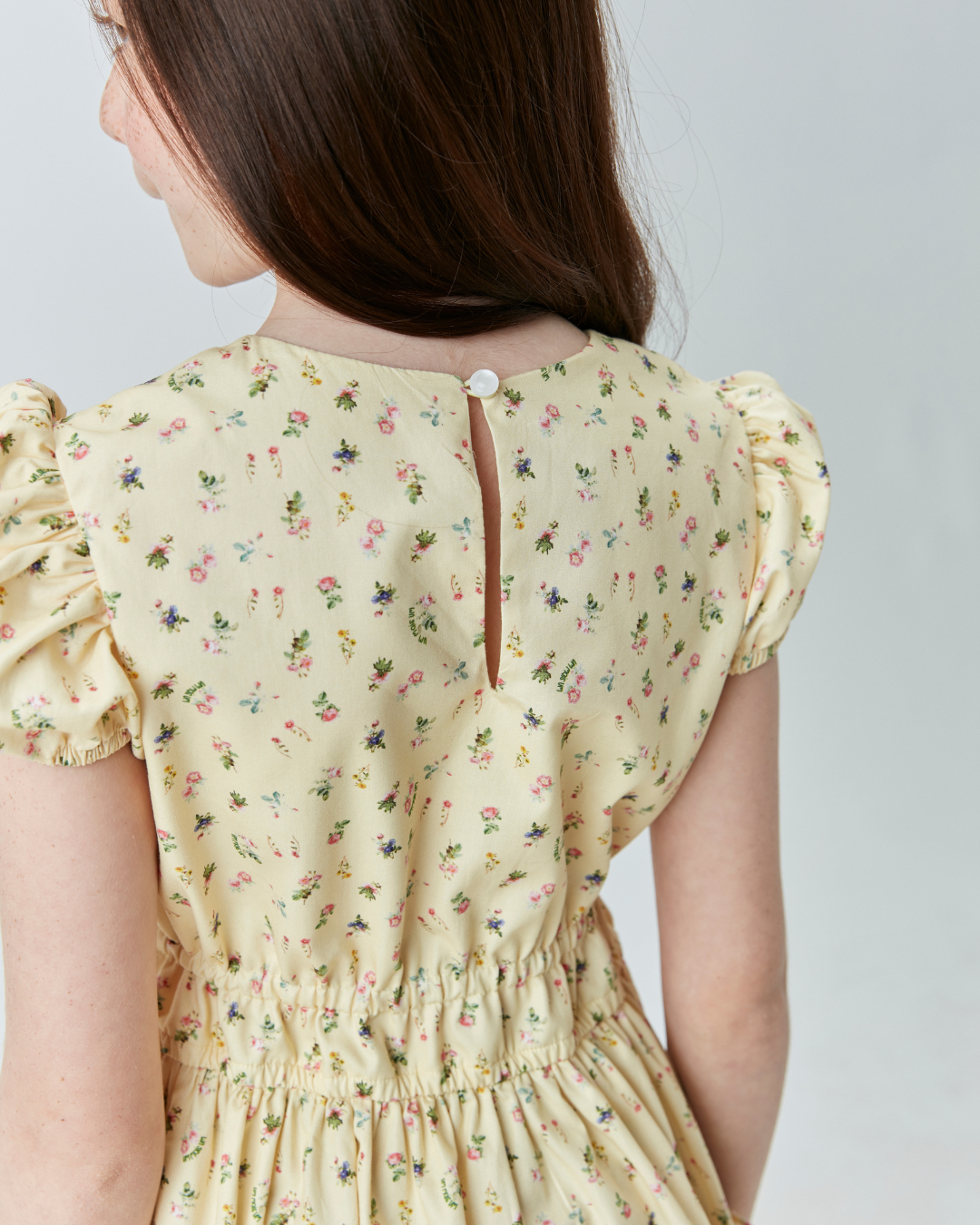 Vestido Infantil de Algodão Estampa Floral Amarelo - Um Mais Um