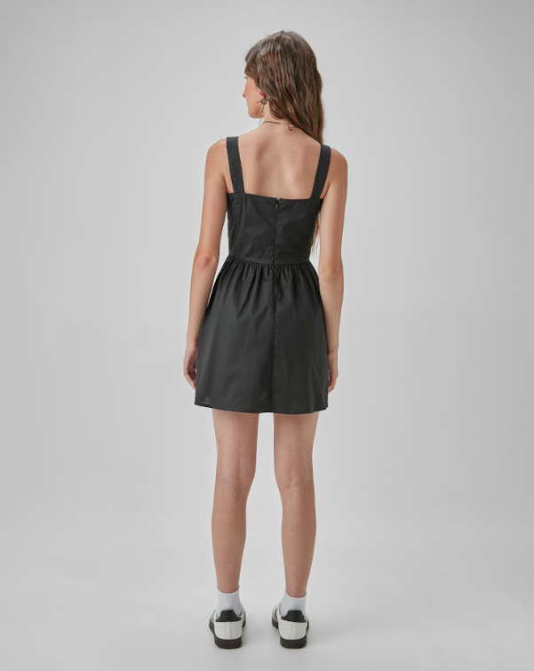 Vestido Teen Pretinho Básico - Two In