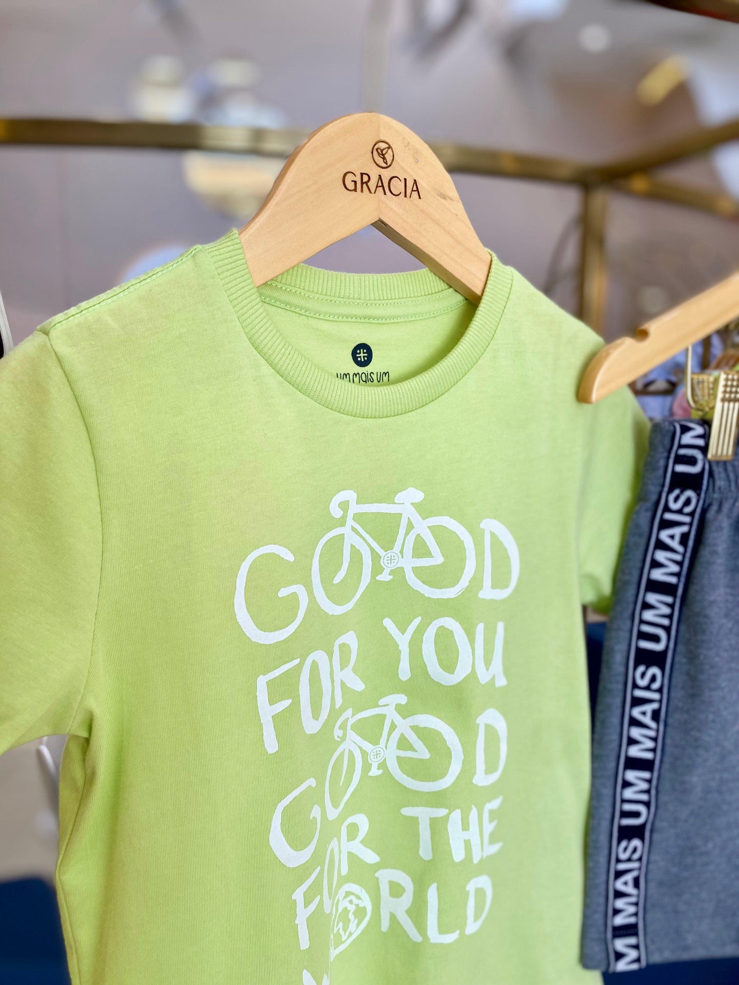 Conjunto camiseta de algodão e bermuda de moletinho Good 1+1 - Gracia