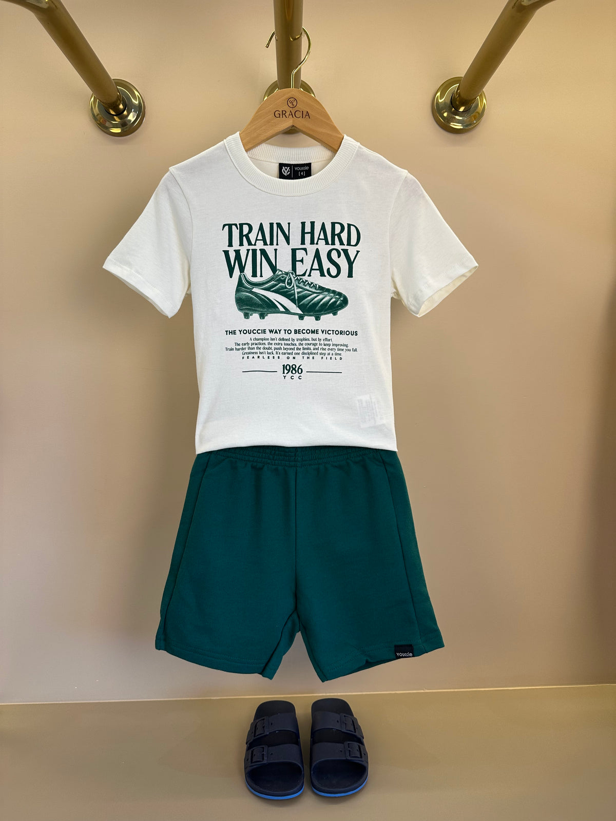 Conjunto Infantil T - Shirt Train Hard e Bermuda - Youccie