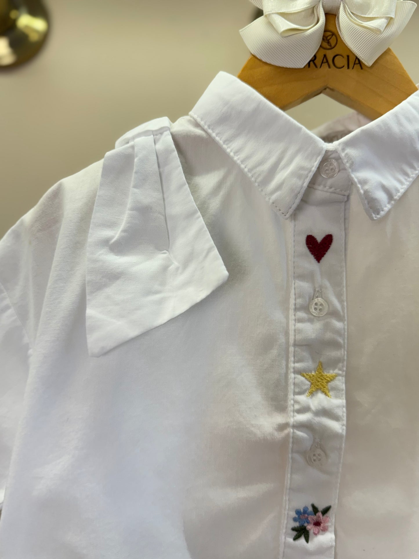 Camisa Infantil Cropped Tricoline Bordada Branca - Um Mais Um