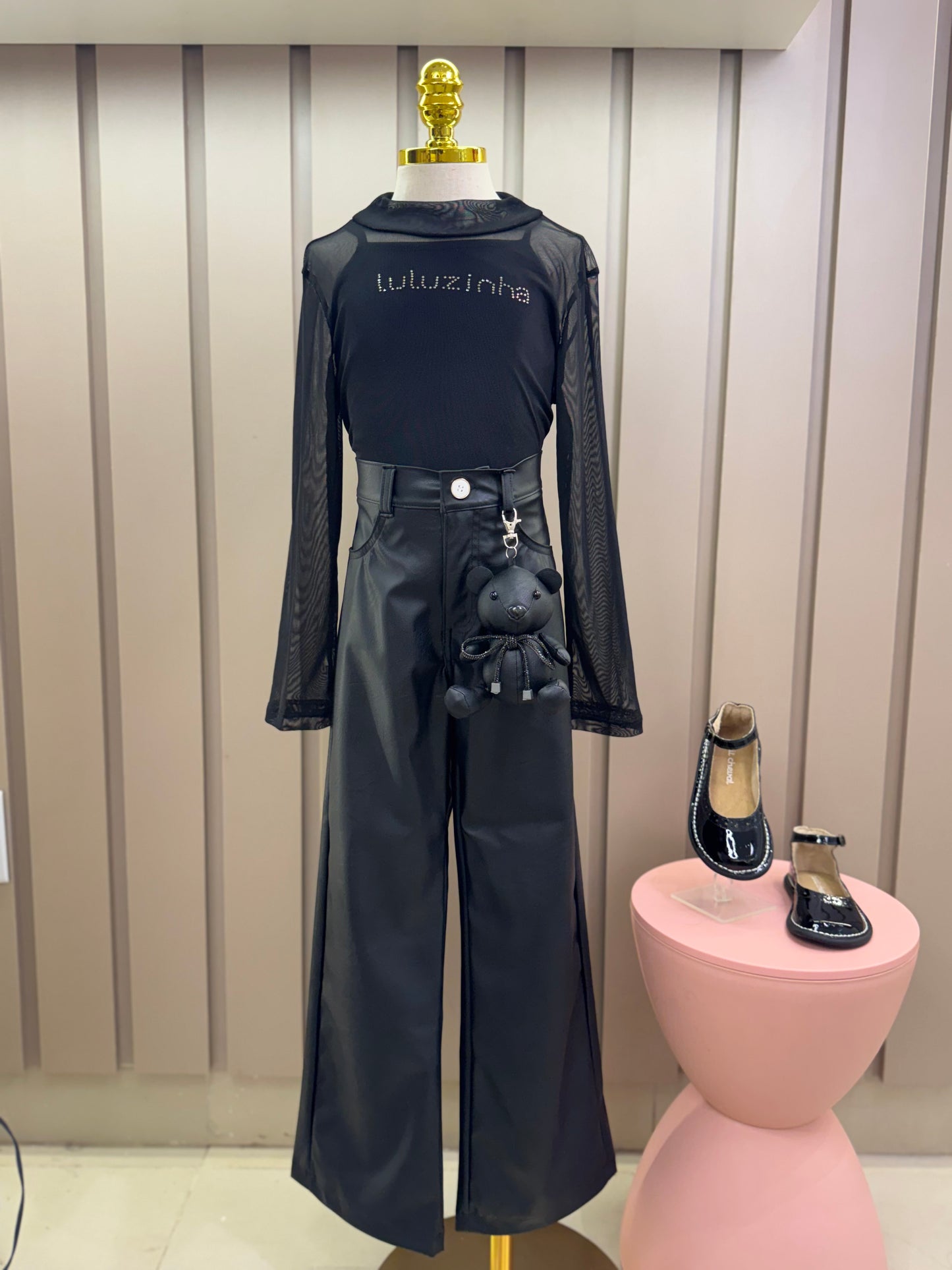 Conjunto Infantil Blusa Tule & Strass com Calça Wide Leg Couro Tech Pingente de Urso - Luluzinha