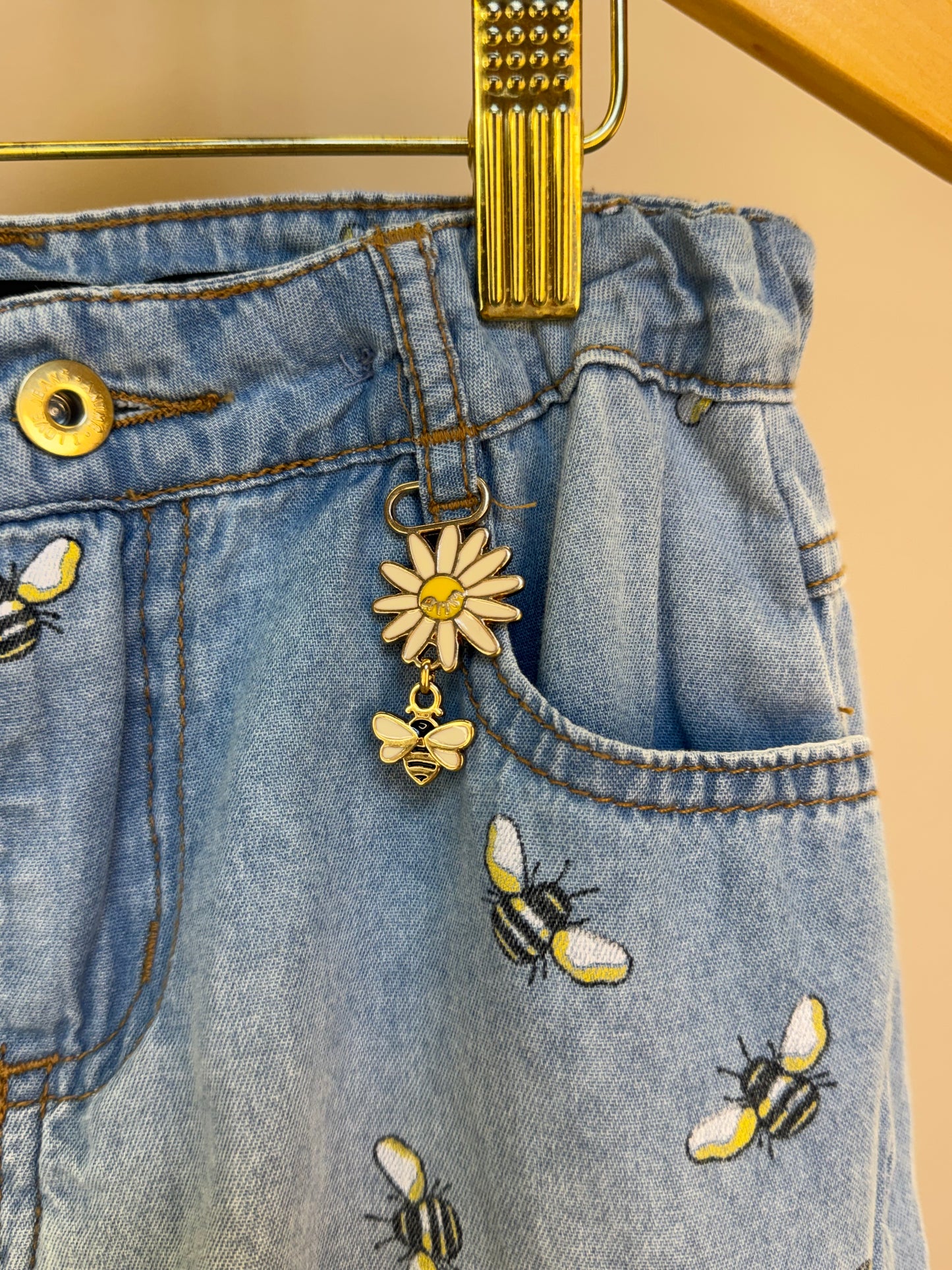 Shorts Jeans Infantil Abelhinhas - Animê