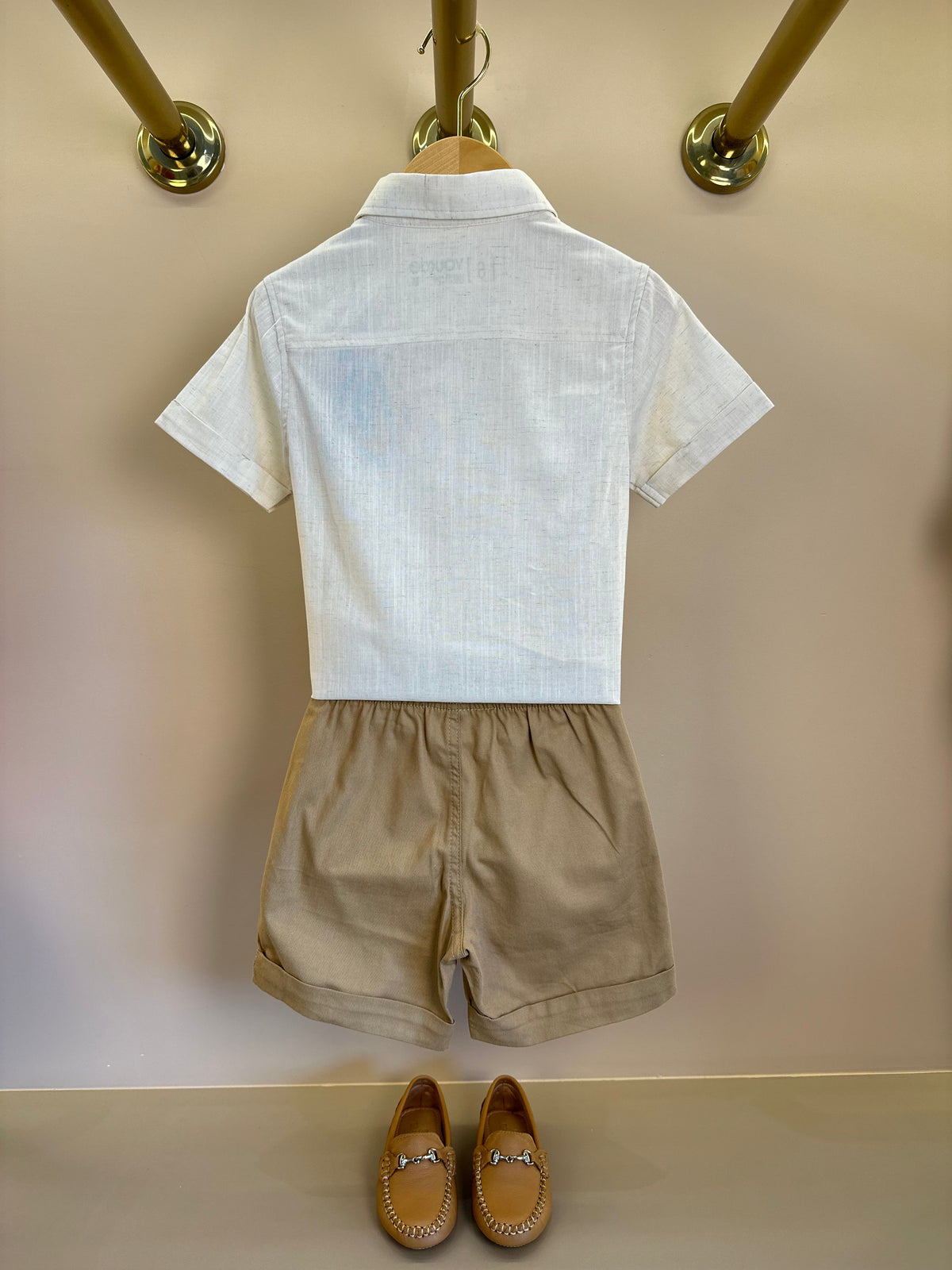 Conjunto Infantil Camisa Manga Curta e Bermuda Off White - Youccie