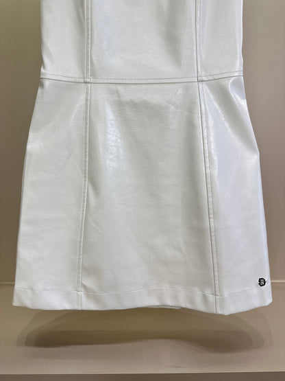 Vestido Teen Couro Tech Alça Botões Off White - Two In