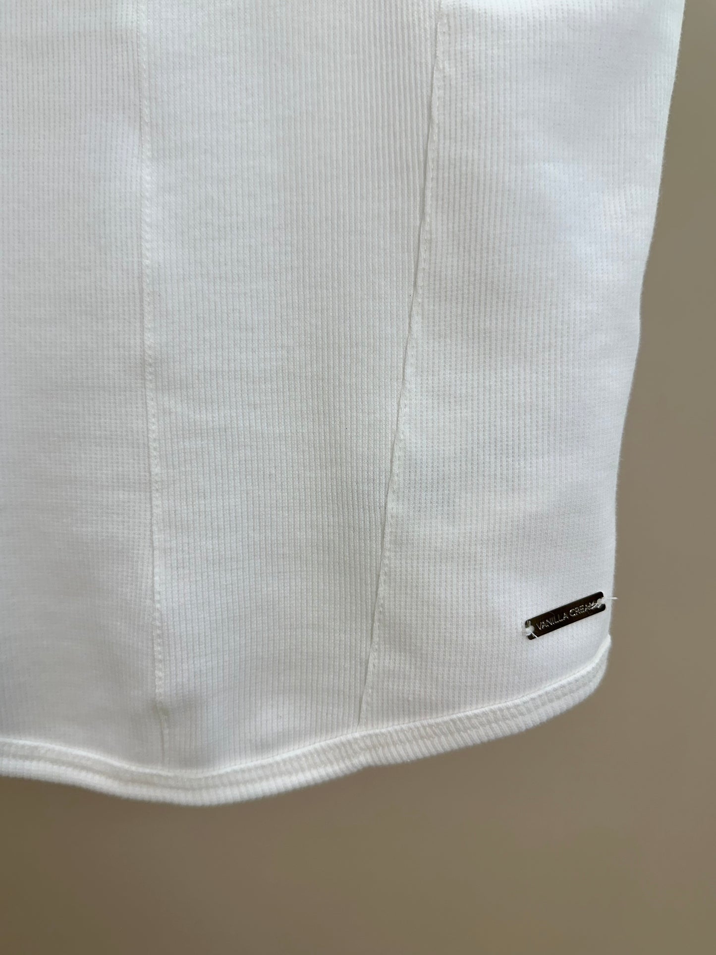 Blusa Teen Cropped Off White e Preto - Vanilla Cream