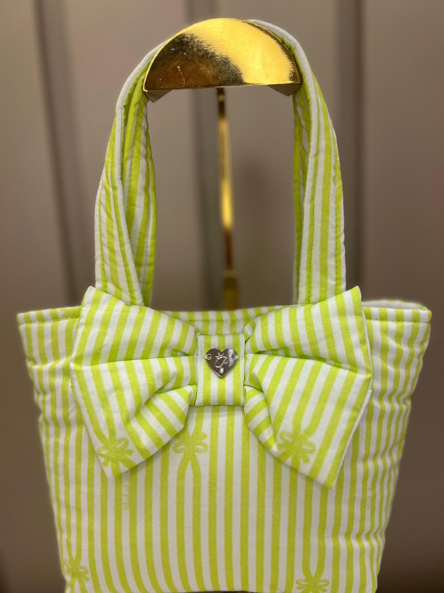 Bolsa Infantil Algodão Laço Puffer e Listras Verdes - Pituchinhus